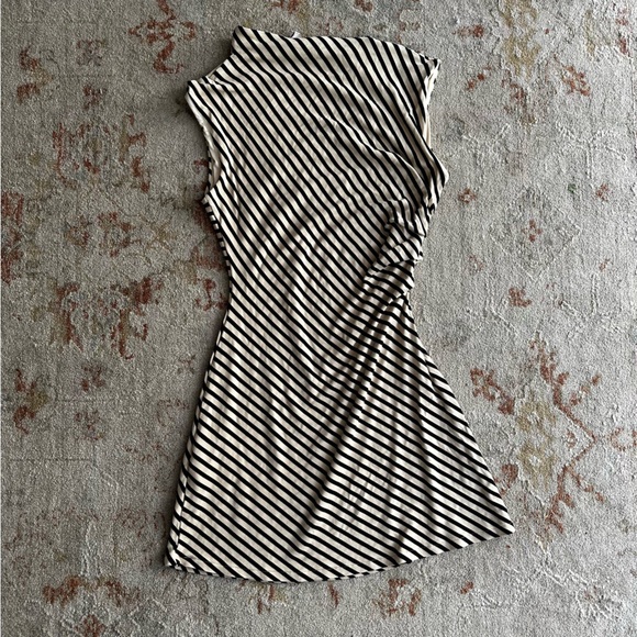 🤎cute dress🤎 - Picture 4 of 4